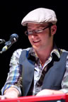 nlfolkfest0807_D315234.jpg (86kb)